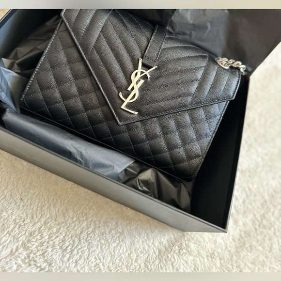 YVES SAINT LAURENT ENVELOPE MEDIUM CHAIN BAG - Picture 1 of 9